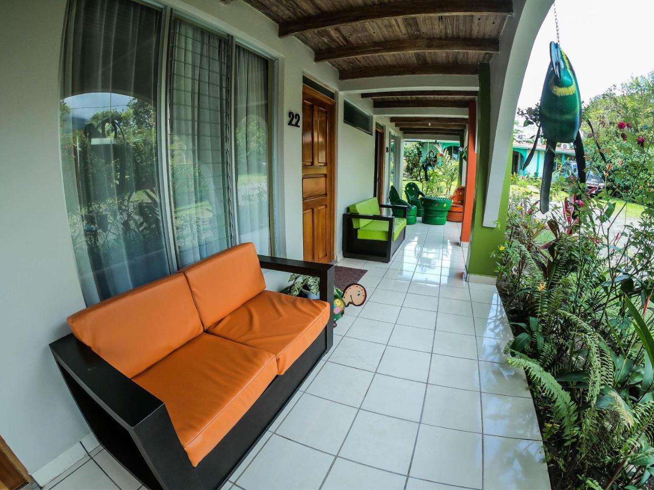 Hotel Las Flores Fortuna La Fortuna Exterior foto